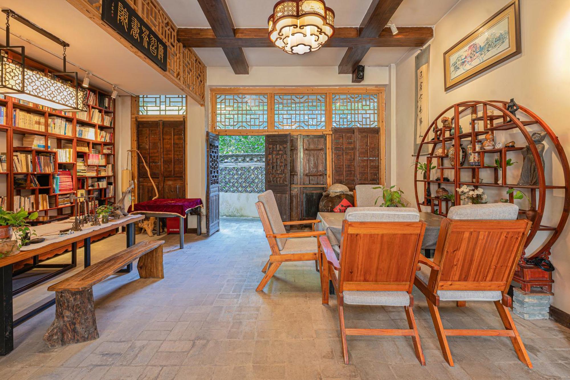 Leisure Courtyard Hotel Yangshuo-Free Shuttle Bus To Yangshuo Station Stay 2 Nights One Way Экстерьер фото