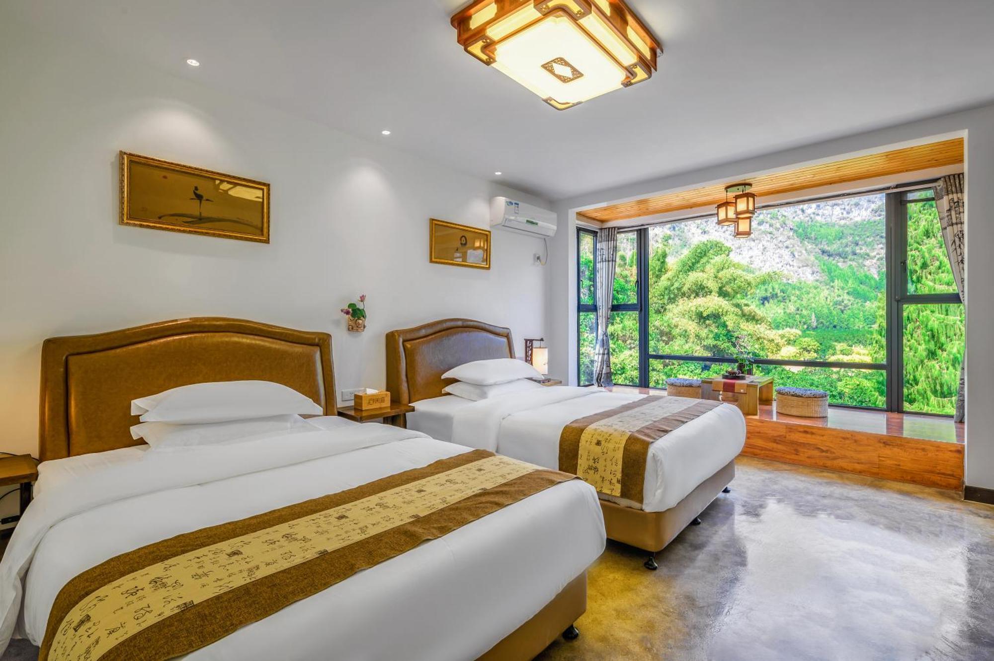 Leisure Courtyard Hotel Yangshuo-Free Shuttle Bus To Yangshuo Station Stay 2 Nights One Way Экстерьер фото