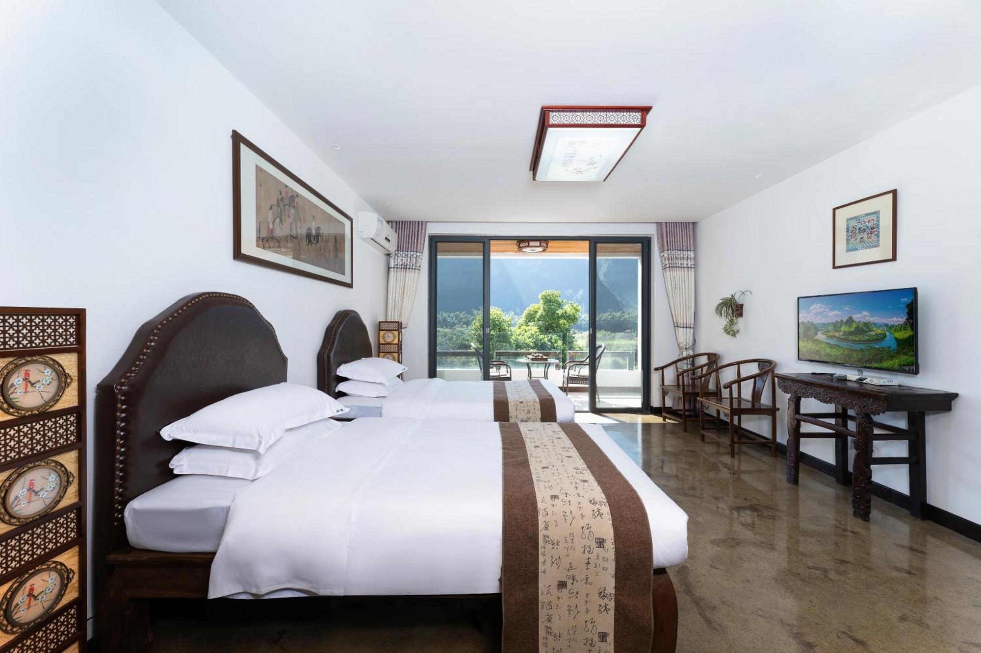 Leisure Courtyard Hotel Yangshuo-Free Shuttle Bus To Yangshuo Station Stay 2 Nights One Way Экстерьер фото