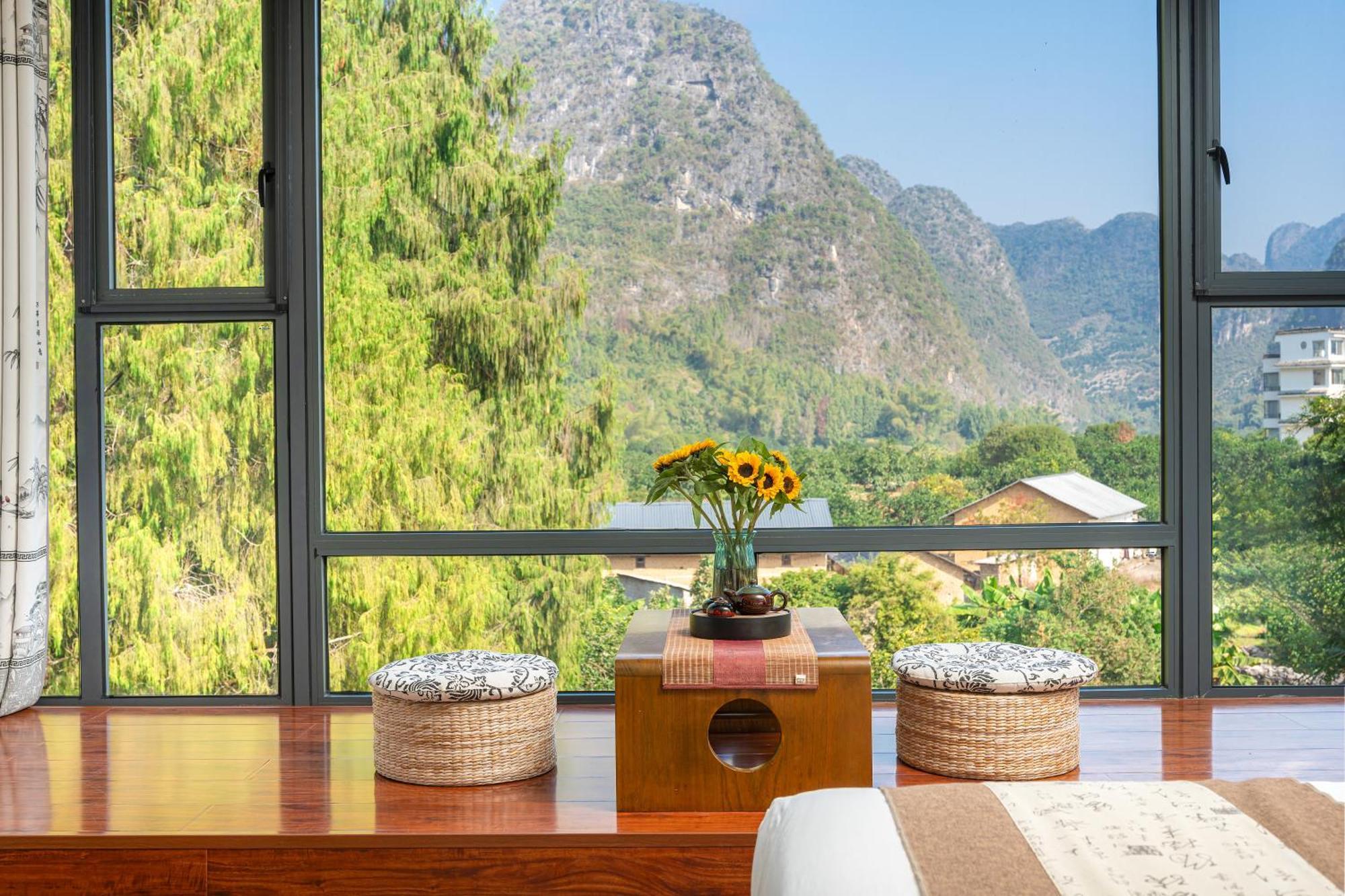 Leisure Courtyard Hotel Yangshuo-Free Shuttle Bus To Yangshuo Station Stay 2 Nights One Way Экстерьер фото