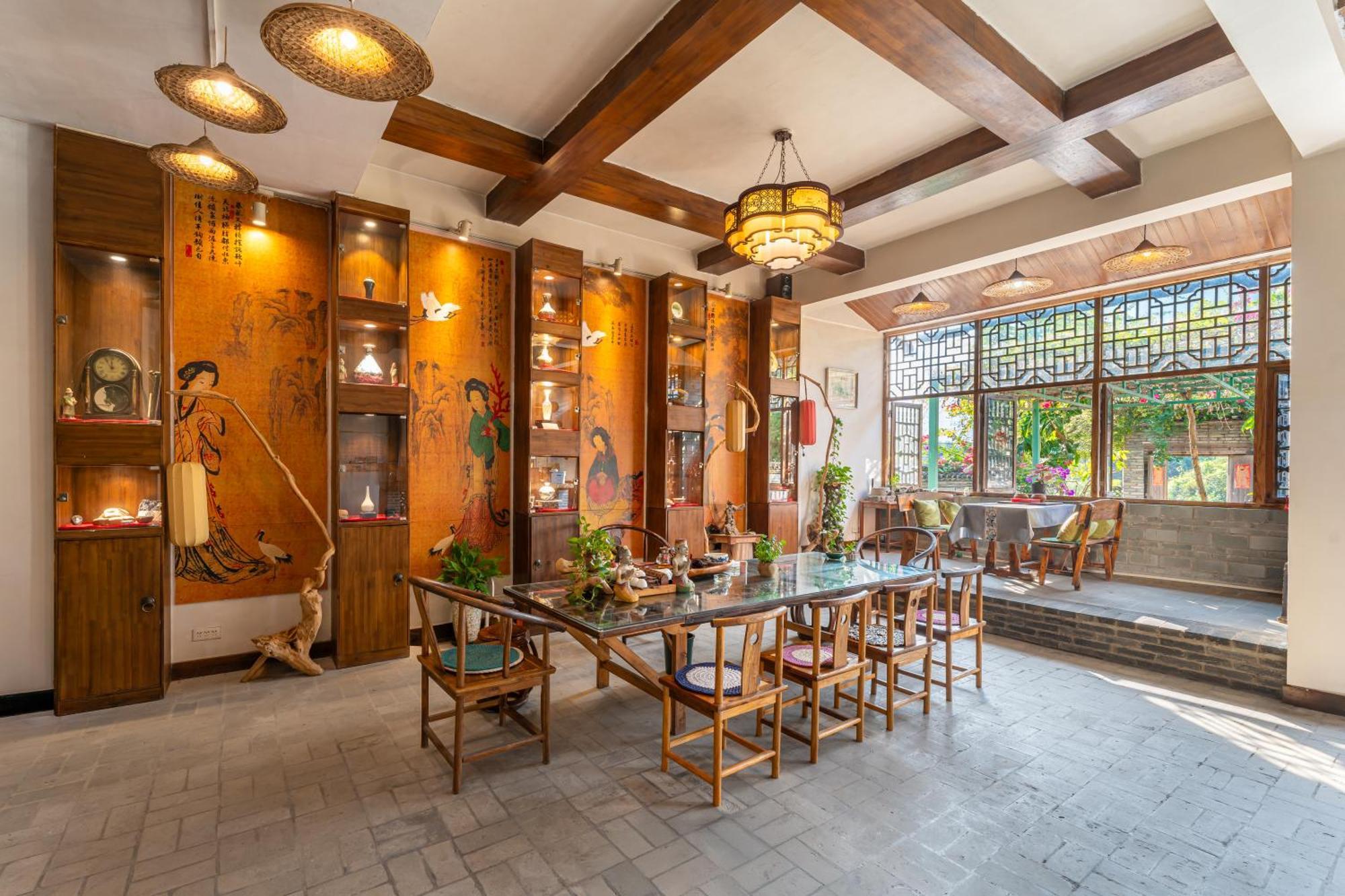 Leisure Courtyard Hotel Yangshuo-Free Shuttle Bus To Yangshuo Station Stay 2 Nights One Way Экстерьер фото
